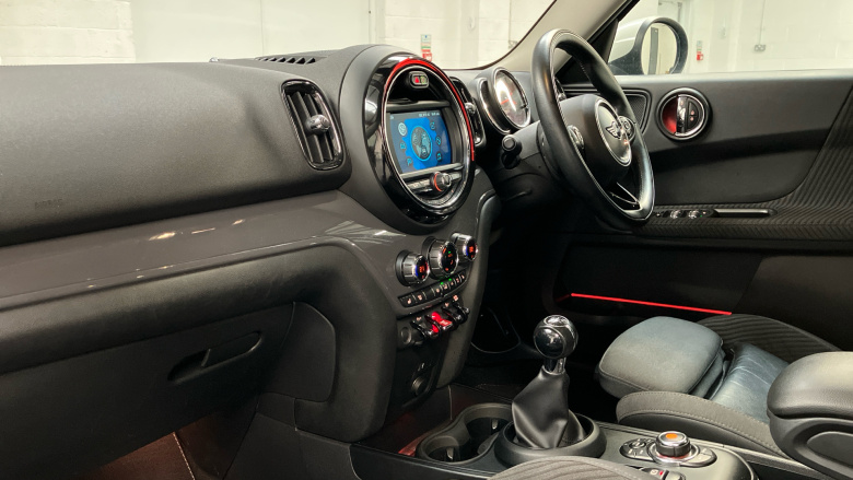 MINI Countryman 2.0 Cooper D 5dr [Chili/Nav+ Pack] Diesel Hatchback